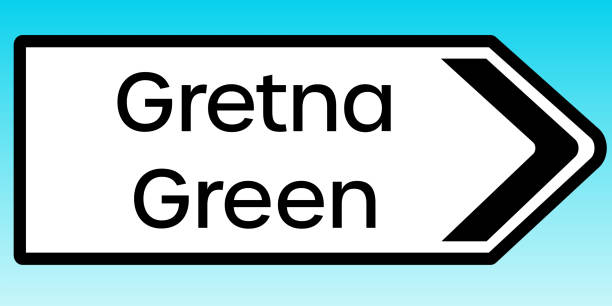 gretna green'i işaret eden bir i̇ngiliz yol tabelasının grafik illlustration - dumfries stock illustrations