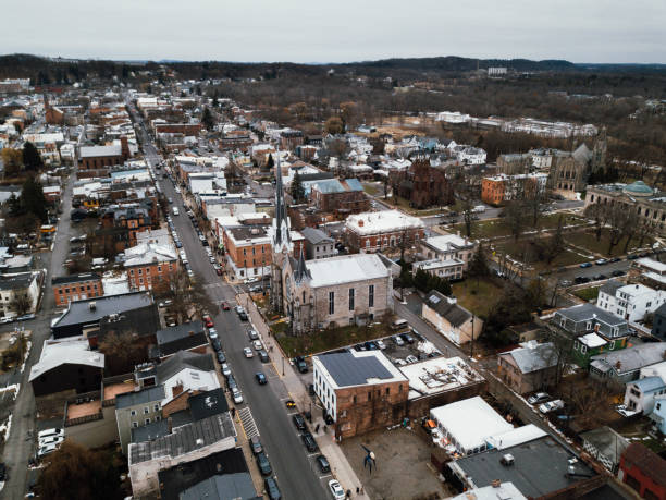 istock Hudson - City in New York state 1222853940