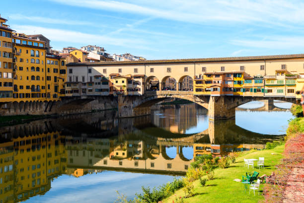 istock Vasari corridor and Ponte Vecchio over the Arno River, florence 1222937149
