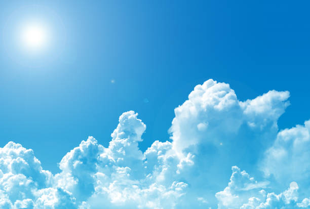 fond de ciel - blue sky cumulonimbus cloud photos et images de collection