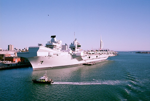 HMS elizabeth, aircraft carrier, portsmouth