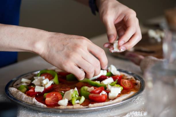 istock Making a vegetarian pizza at home 1222972444