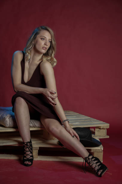 istock Beautiful girl 1222985972
