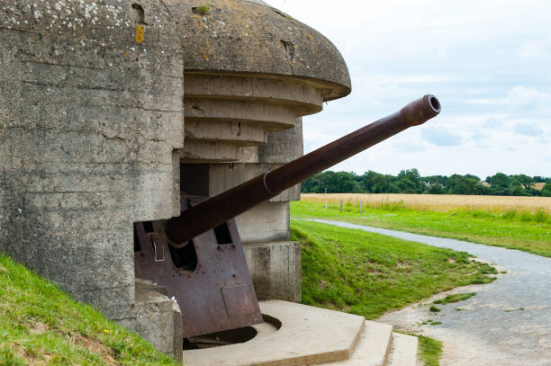 artilharia alemã de longo alcance em longues-sur-mer - iwo jima - fotografias e filmes do acervo