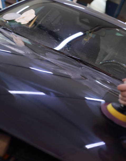 istock Auto body painting 1223037796