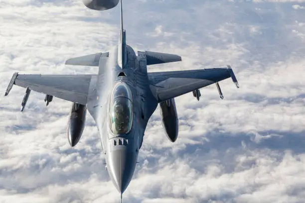 Mid-Air Refueling of an F-16 fighter plane