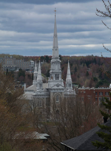 istock Large white church with steeple 1223088031