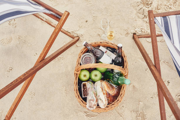 istock Let's go on a picnic 1223156860