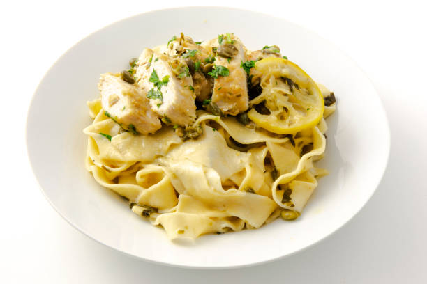 istock Lemon Chicken Piccata with Linguine 1223205586