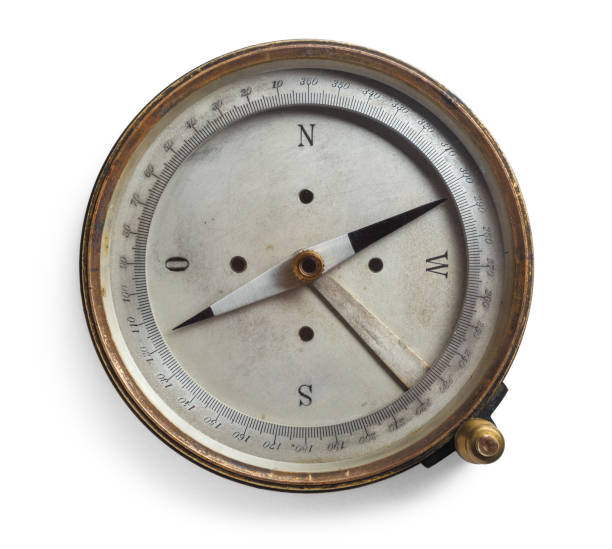vintage compass isolated on white background. clipping path included. - azimuth imagens e fotografias de stock