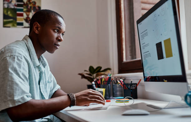 istock The tech that helps him deliver his best work 1223402789