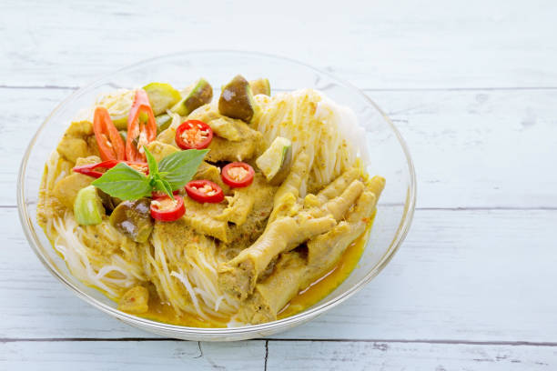 istock Green curry chicken with rice noodles 1223423213