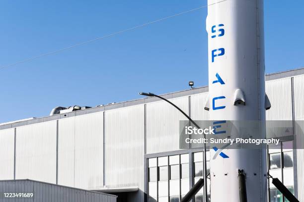Spacex Headquarters In Hawthorne California Stock Photo - Download Image Now - SpaceX, Elon Musk, Rocketship