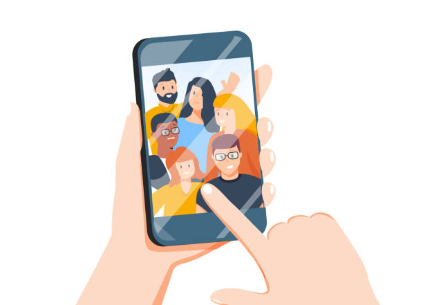 illustrazioni stock, clip art, cartoni animati e icone di tendenza di mani che tengono il telefono cellulare con ragazzi e ragazze felici che si visualizzano sullo schermo. amici in posa per selfie, gruppo di persone - heads up display