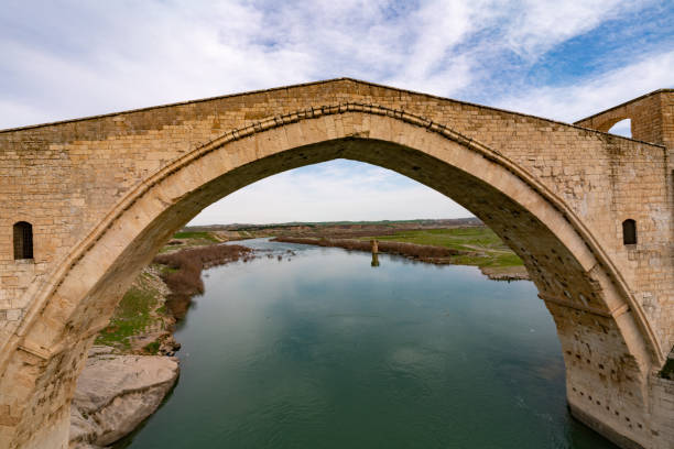 istock Malabadi Bridge in southeastern Turkey 1223649884