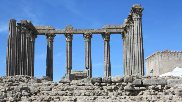 istock Evora, Portugal 1223658283
