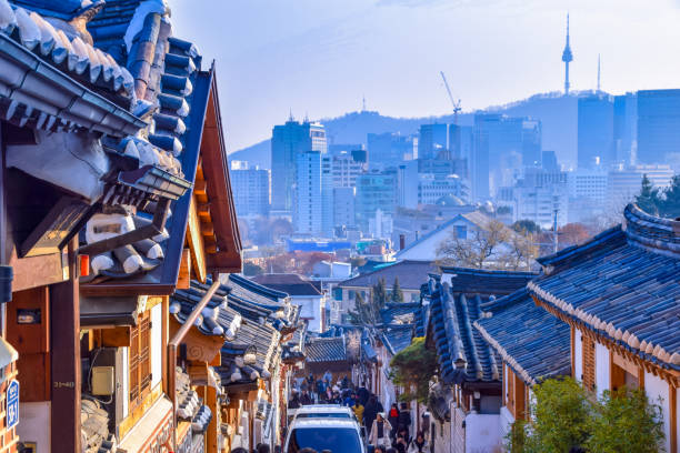 istock Seoul Bukchon Hanok Village 1223663800