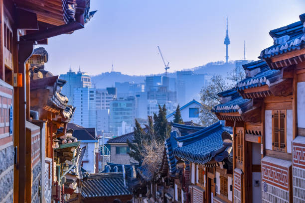 istock Seoul Bukchon Hanok Village 1223664472