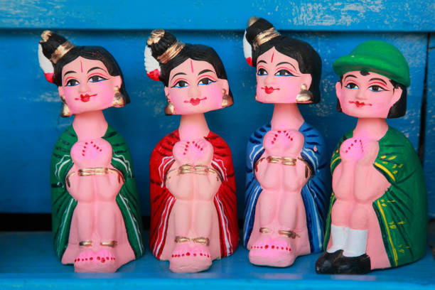 Traditional Chinese handicrafts Peking Opera mask dolls