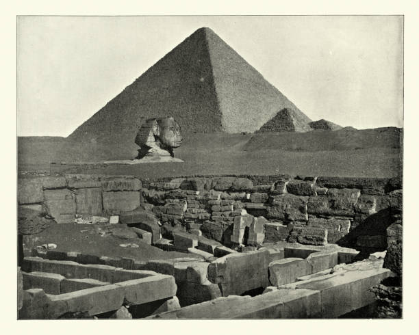 antike fotografie von pyramiden und sphinx, ägypten, 19. jahrhundert - ägypten fotos stock-fotos und bilder