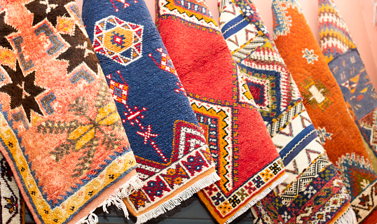It may be one of the most sought-after souvenirs from a trip to Morocco. With former riads turned carpet shops and an entire souk dedicated to carpets, never mind the various styles from the many regions of Morocco, selecting the perfect piece can be overwhelming.