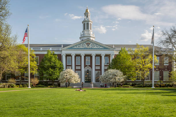 Harvard CAMBRIDGE, USA - APRIL 2, 2018: view of the historic architecture of the famous Harvard University in Cambridge, Massachusetts, USA. experiential travel stock pictures, royalty-free photos & images