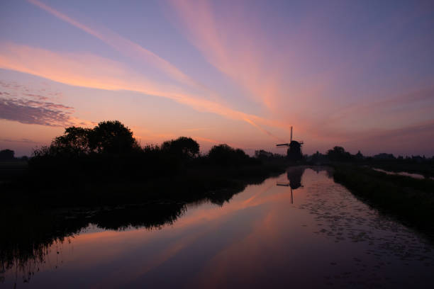 istock A morning sunrise at a dutch windmill 1223971906