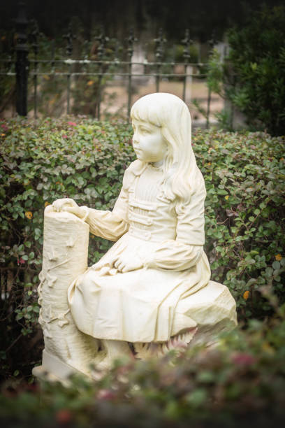istock Grave in the Bonaventure Cemetery 1223974299