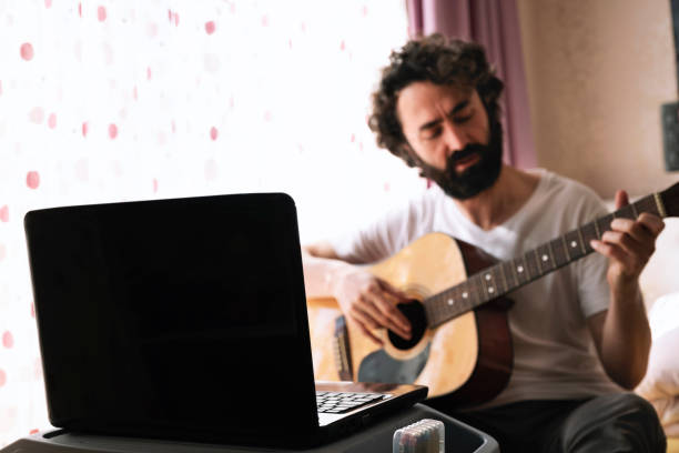 istock Teleconferencing to play music 1223981544