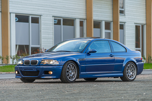 Side View Of A Of A Blue Bmw M3 E46 Stock Photo - Download Image Now - Bmw,  Business, Car - Istock