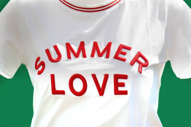 istock Summer love t-shirt 1224047262