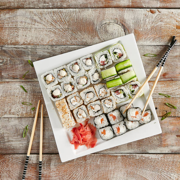 Tasty Roll set with chopsticks