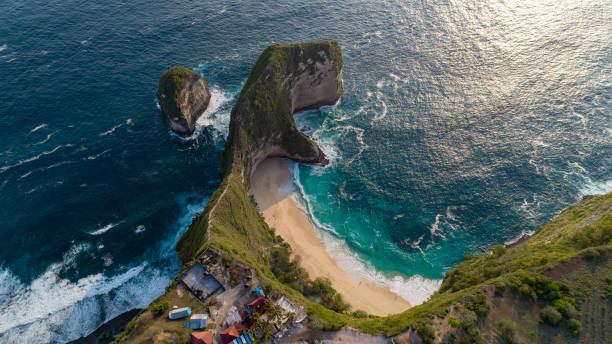 istock Bali Indonesia Beautiful Kelingking Beach 1224135586