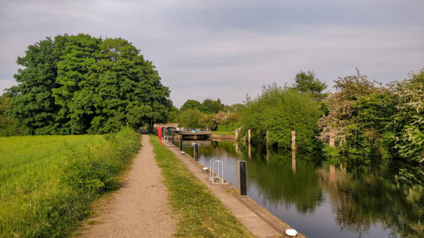 istock The Thames near Abingdon 1224143944