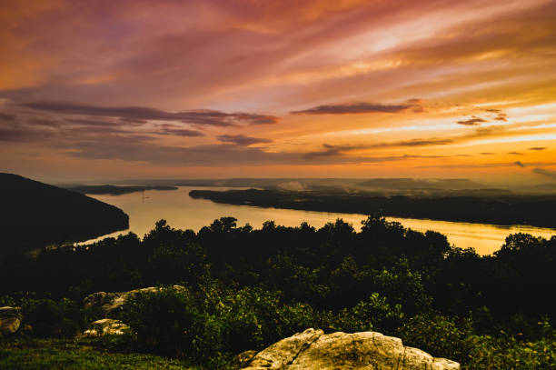 istock Sunset on the Tennessee River 1224149686