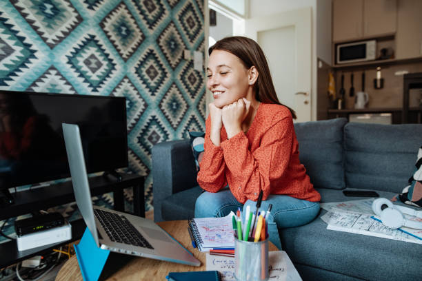 istock Students like online classes and communication with professors and teachers 1224154684