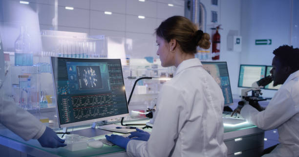 istock COVID-19 - laboratory team working on coronavirus vaccine 1224202475