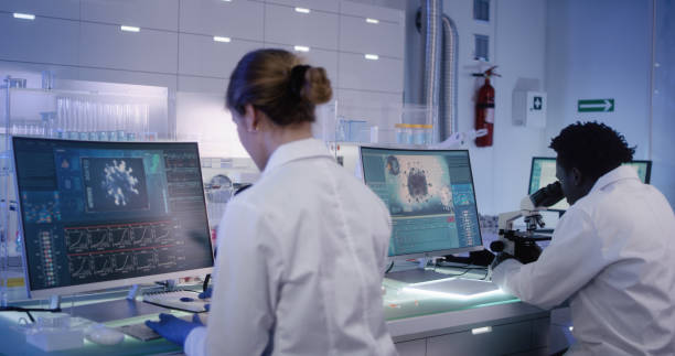 istock COVID-19 - laboratory team working on coronavirus vaccine 1224202529