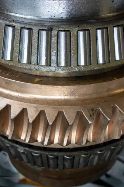Large conical bearing and sperical bearing with gear  on an industrial level