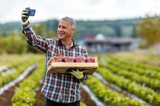istock When it's grown organically it's grown with love 1224224495