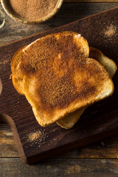 domowe tosty z cynamonem - french toast toast butter breakfast zdjęcia i obrazy z banku zdjęć