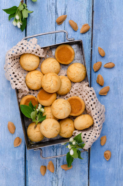 istock Round cookies with almonds 1224277508