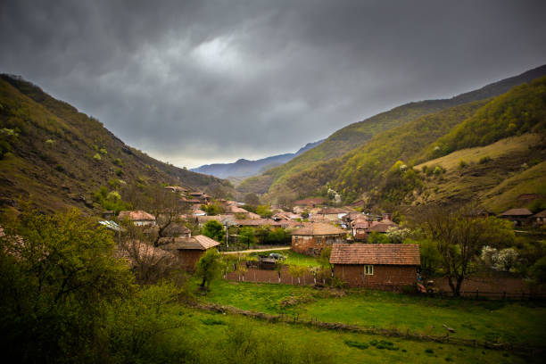 istock Old rustic idyllic houses in a village Topli 1224404734