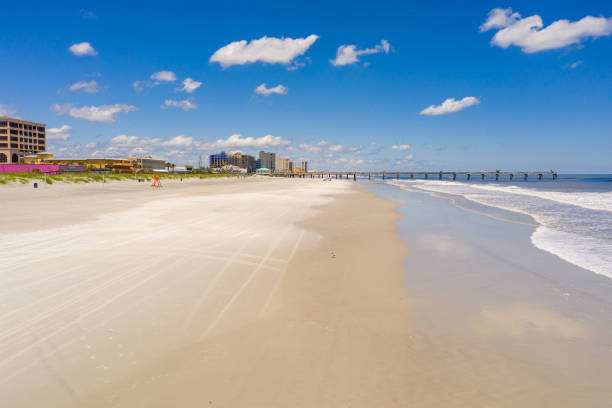istock Jacksonville Beach FL closed government ordered shut down 1224497146