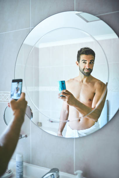 istock Bathroom selfies are always the best 1224502011