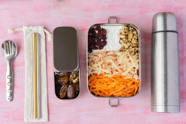 istock Vegetarian salad in plastic free food container 1224611332
