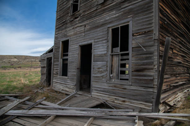 istock Old abandoned building in western USA 1224621358