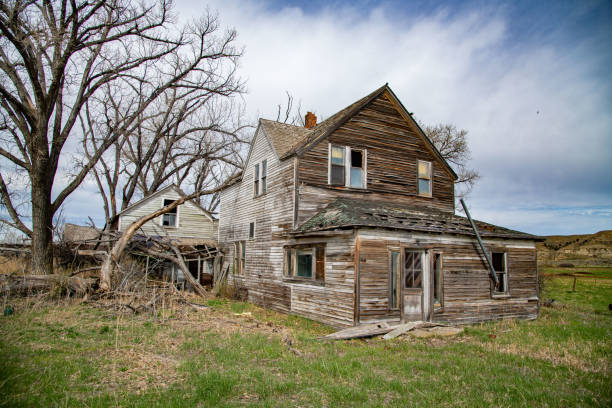 istock Old abandoned building in western USA 1224634907