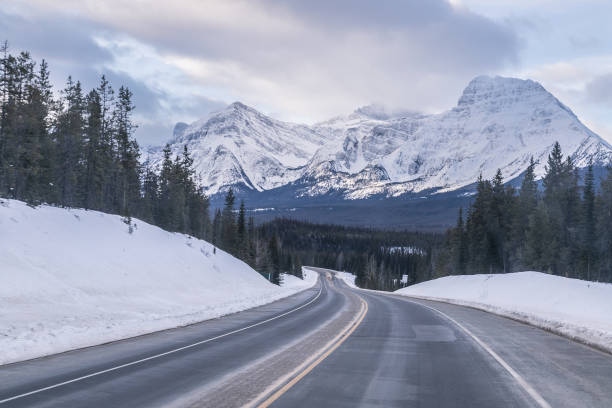 istock Canadian Winter Highway 1224635070