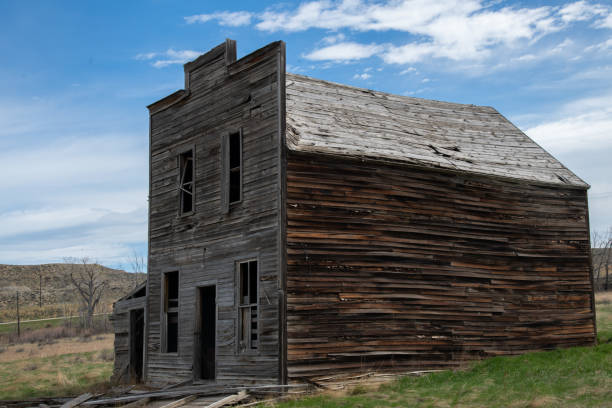 istock Old abandoned building in western USA 1224635288